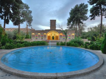 Moshir garden Hotel